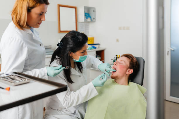 Best Dentist Open Late Near Me  in Rancho Santa Margarita, CA